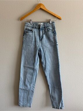 Zara Light Blue Straight Leg Jeans - High-Rise